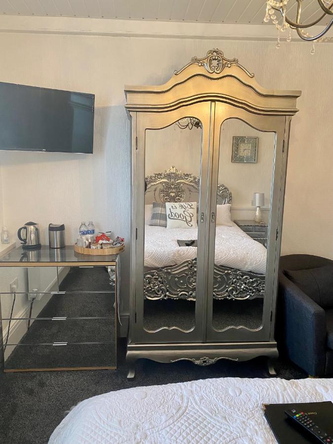 Ugthorpe Bed & Breakfast